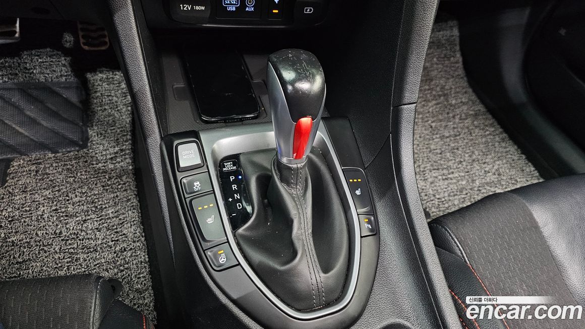 Hyundai Veloster 2018