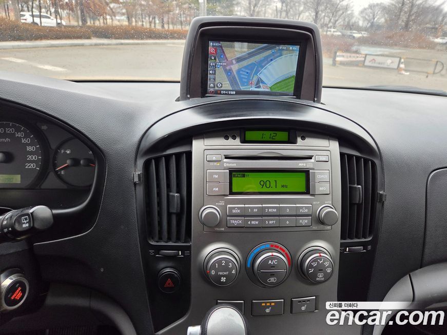 Hyundai Starex 2016