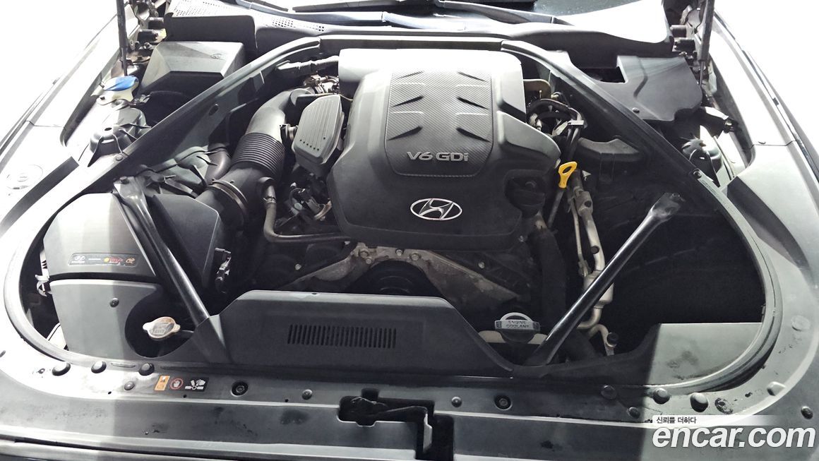 Hyundai Genesis 2014