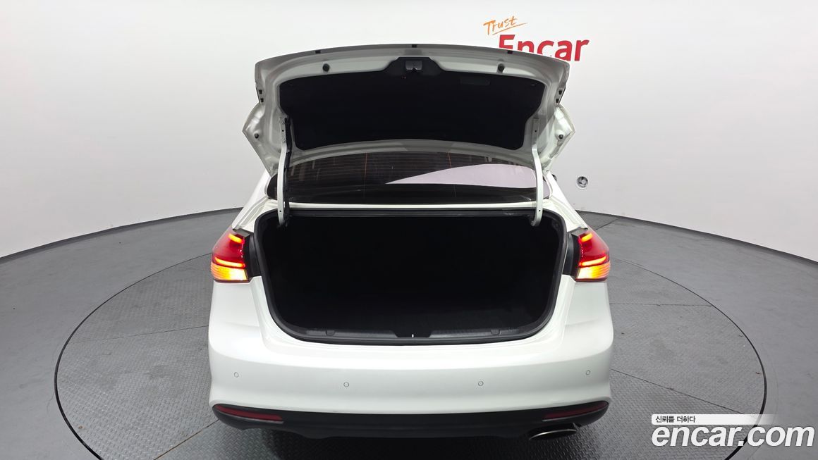 Kia K3 2017