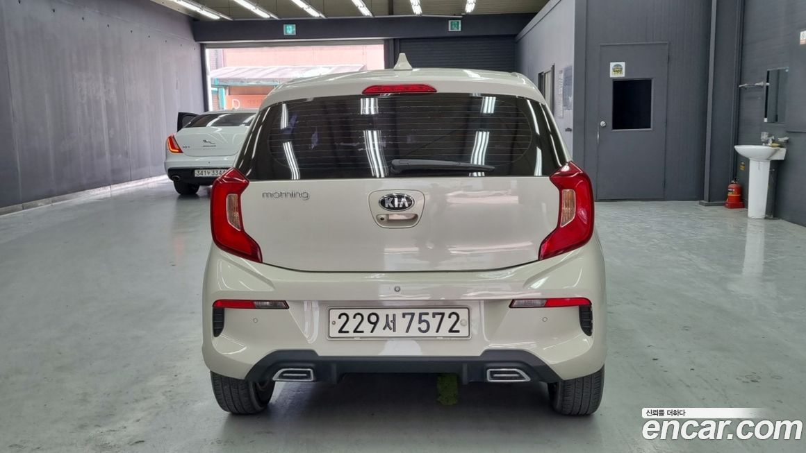 Kia morning 2021