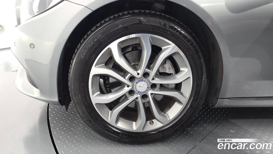 Mercedes-Benz C-Class 2016