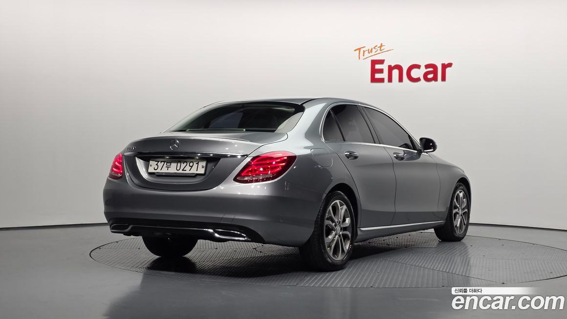 Mercedes-Benz C-Class 2016