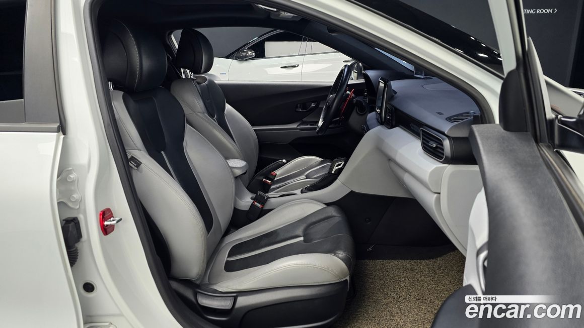 Hyundai Veloster 2018