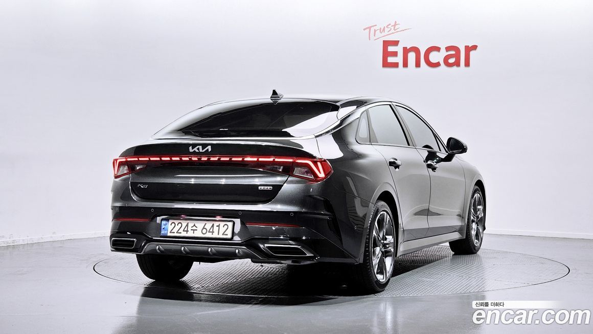 Kia K5 2021