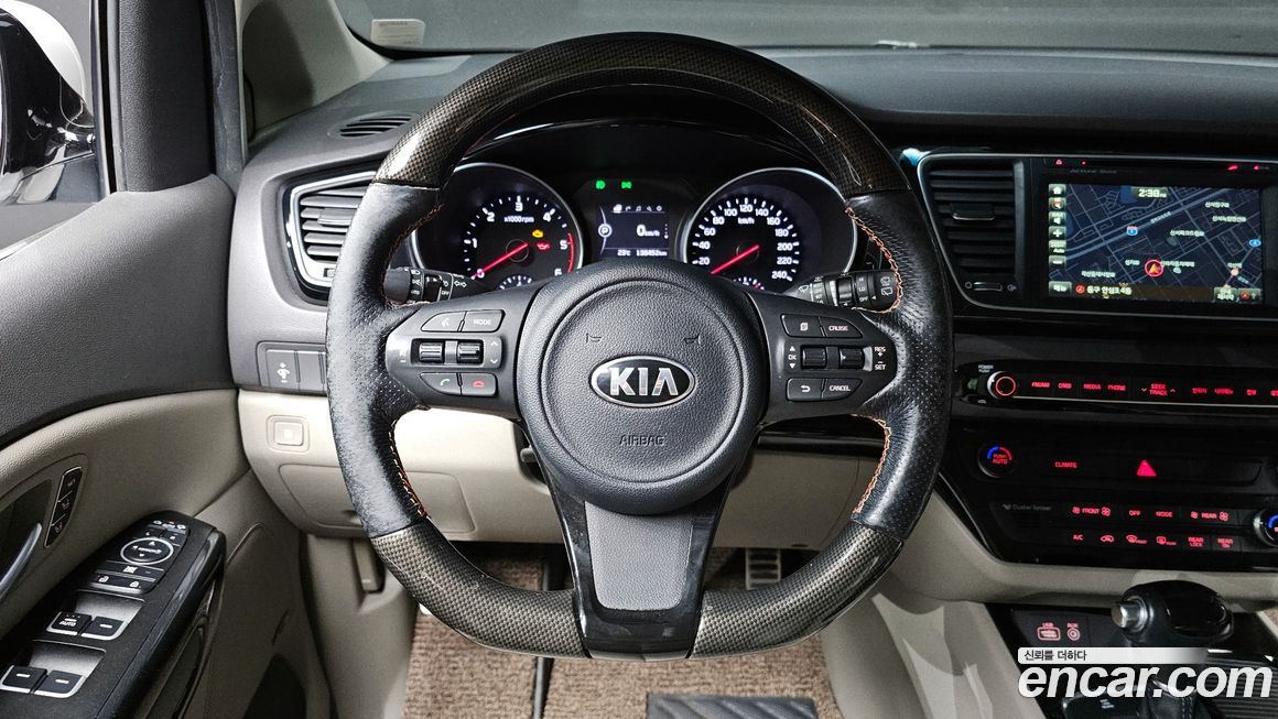 Kia Canival 2015