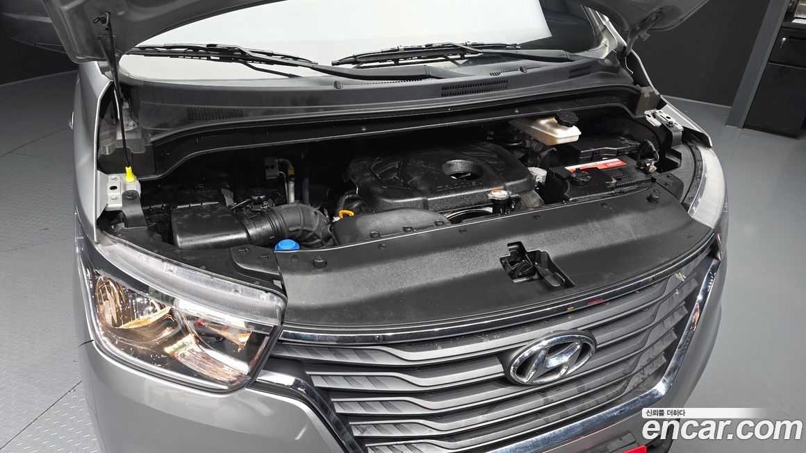 Hyundai Starex 2020