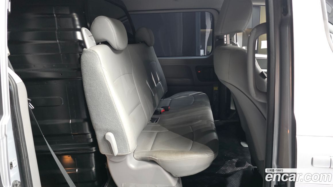 Hyundai Starex 2020