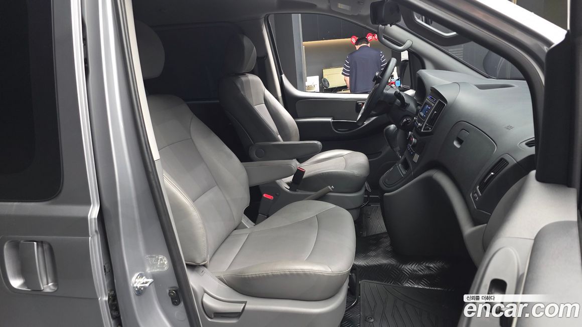 Hyundai Starex 2020