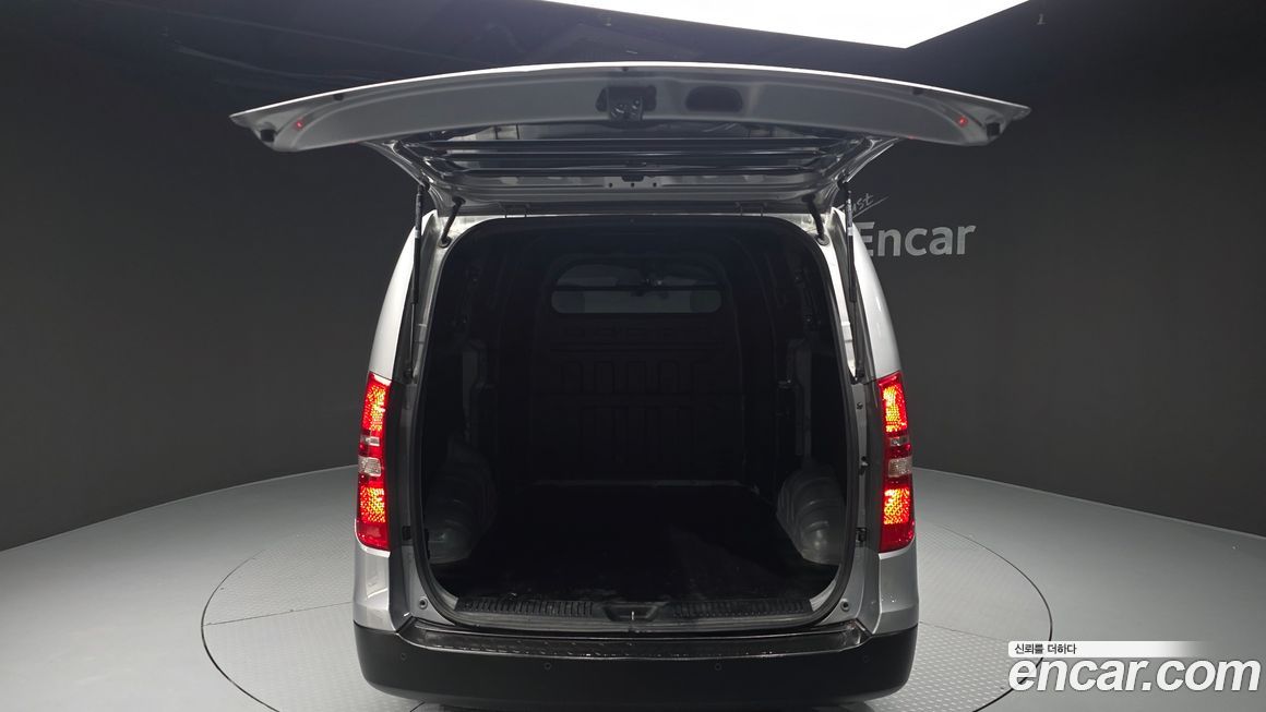 Hyundai Starex 2020