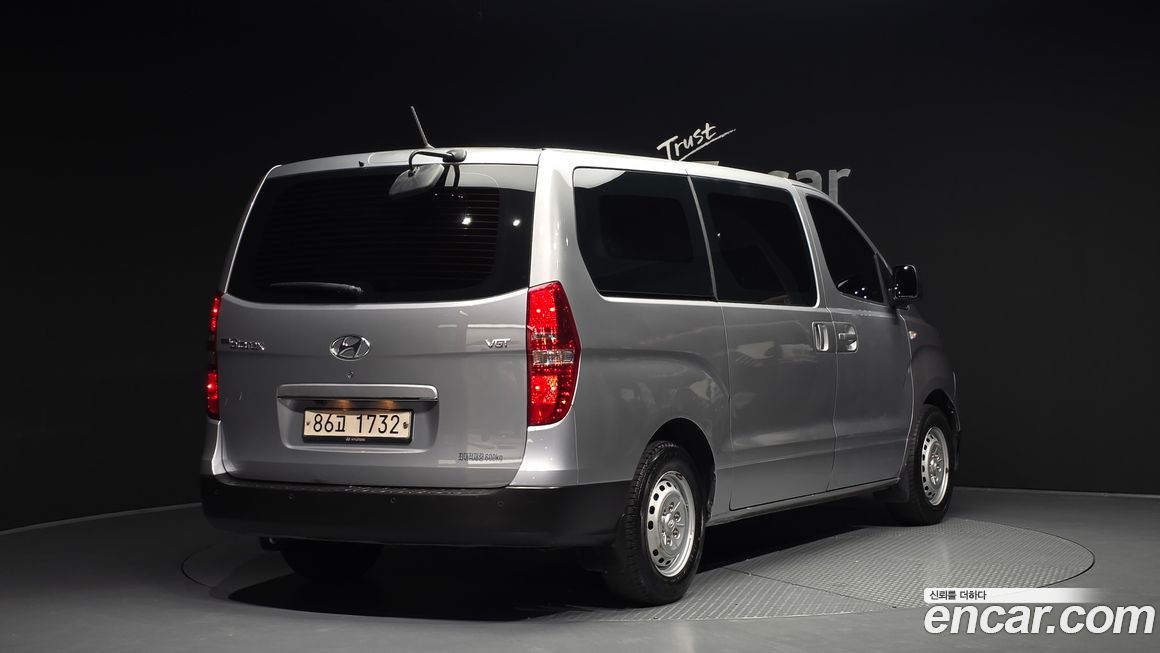 Hyundai Starex 2020