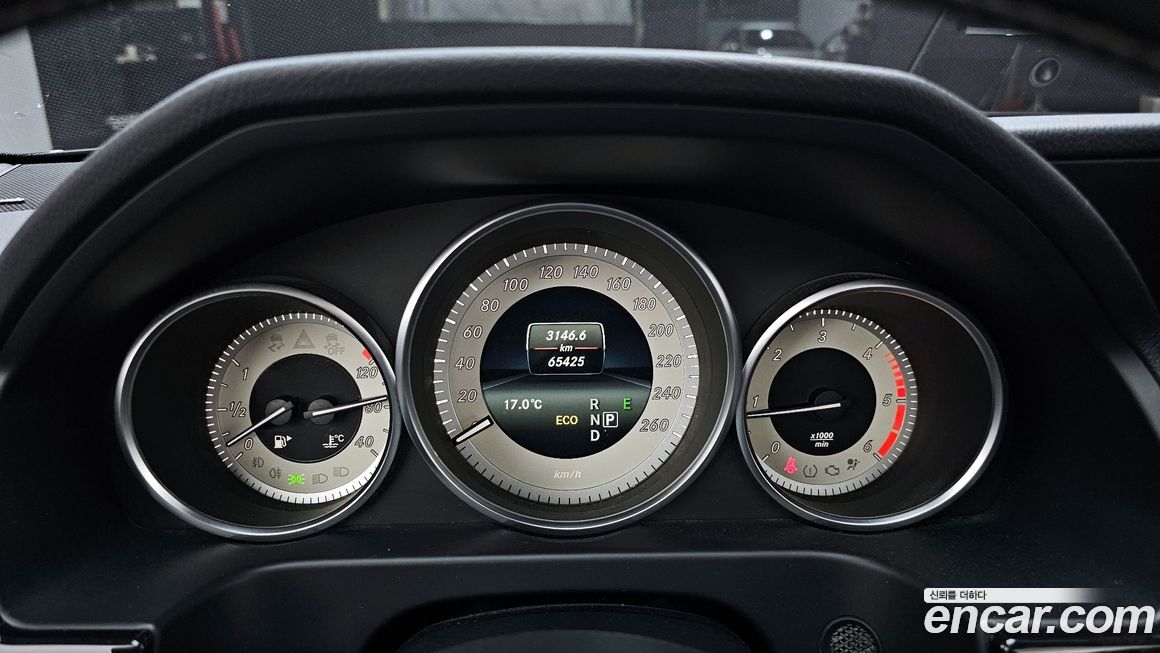 Mercedes-Benz E-Class 2016