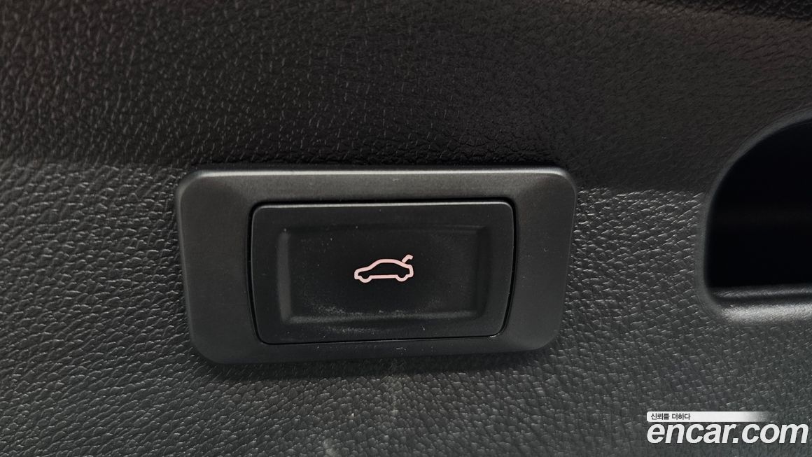 Mercedes-Benz E-Class 2016