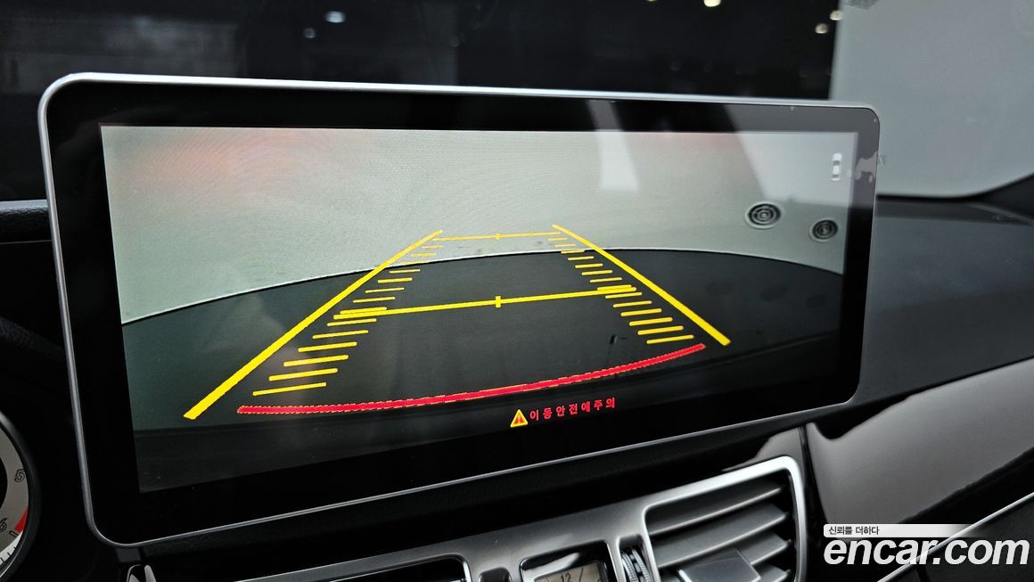 Mercedes-Benz E-Class 2016