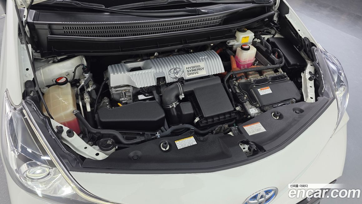 Toyota Prius 2015