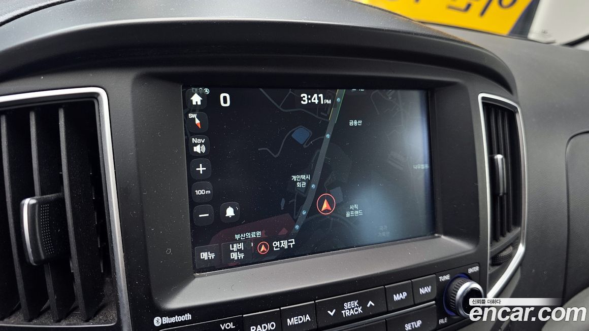 Hyundai Starex 2019