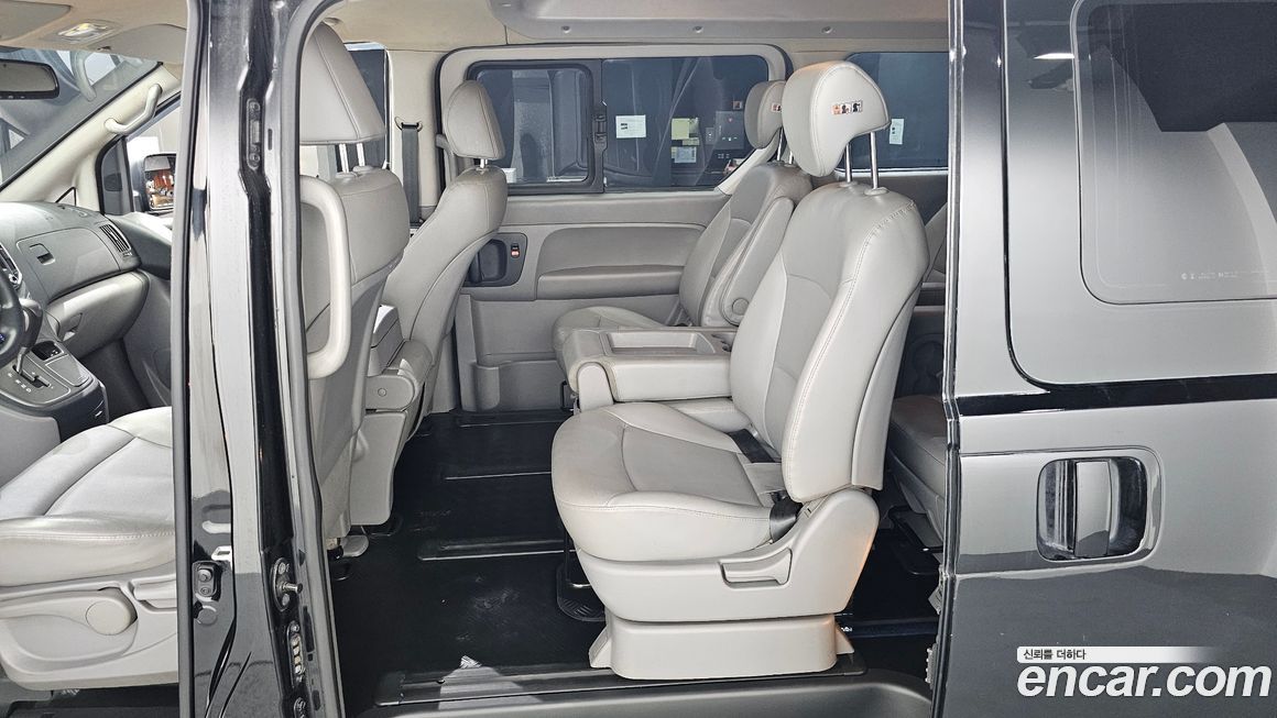 Hyundai Starex 2019