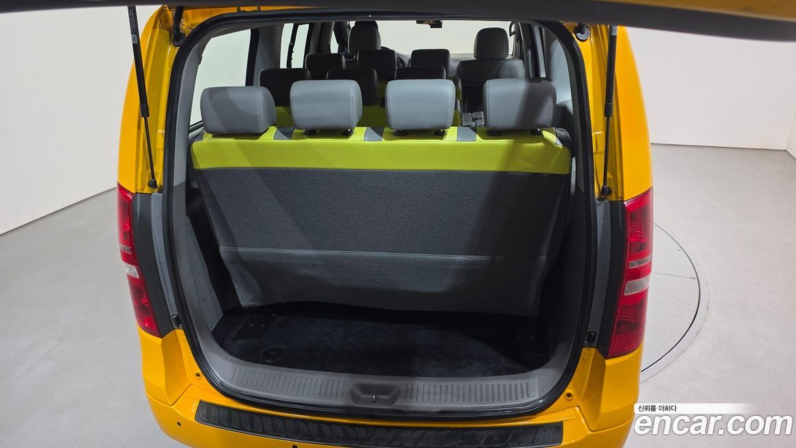 Hyundai Starex 2019