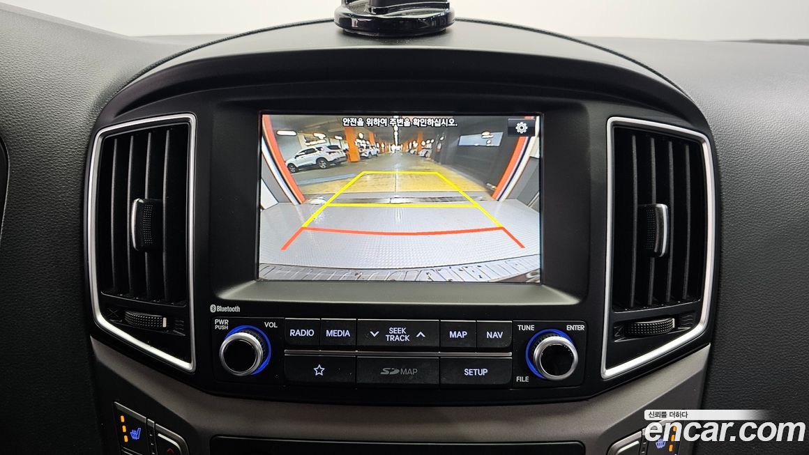 Hyundai Starex 2019
