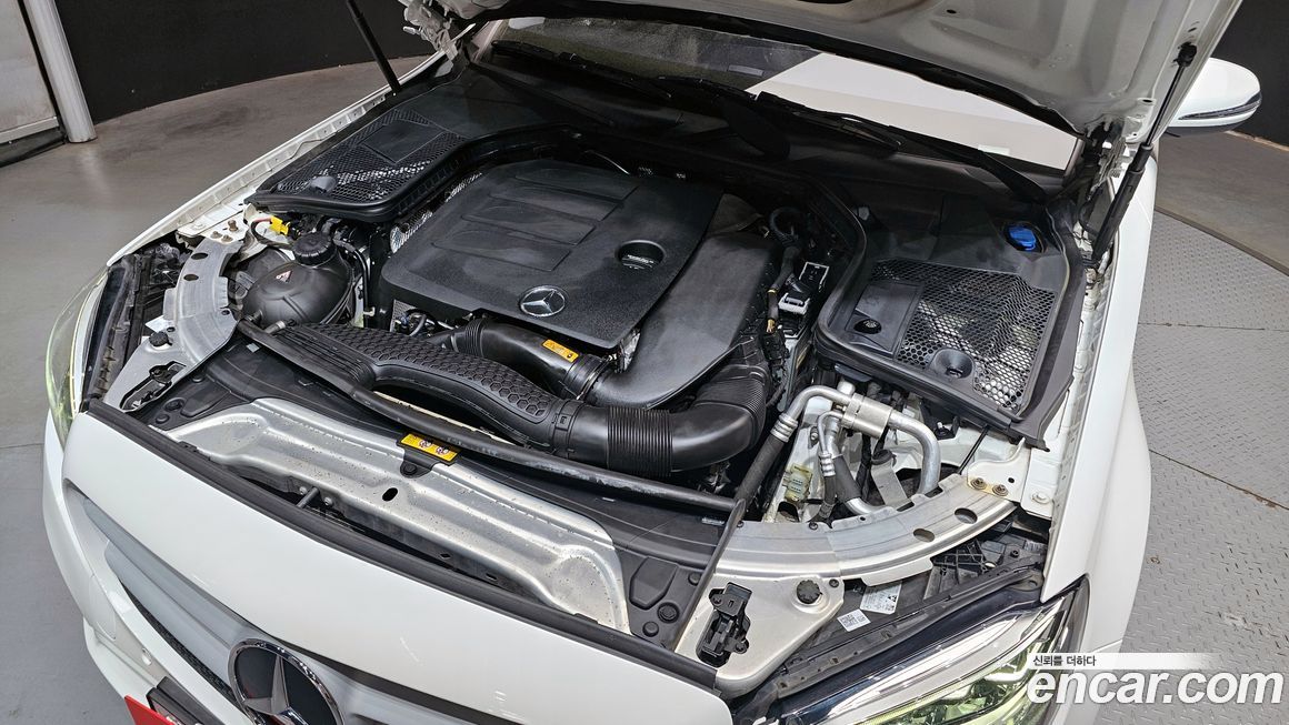 Mercedes-Benz C-Class 2019