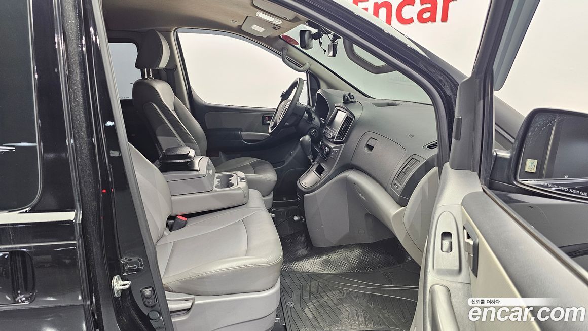 Hyundai Starex 2019