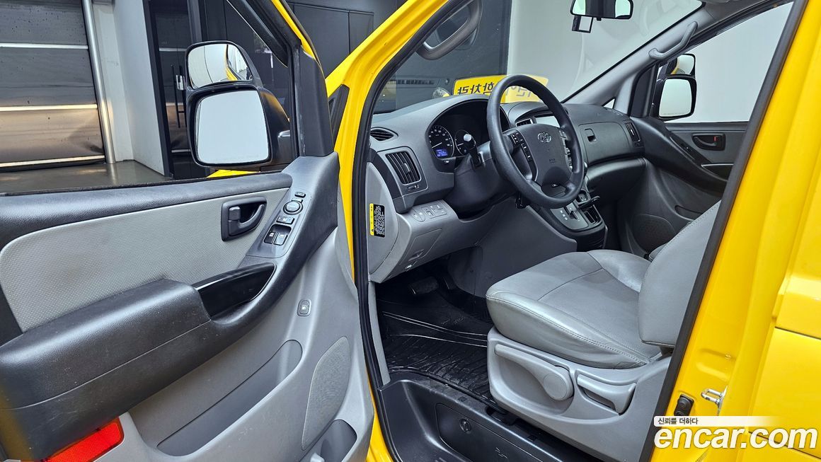 Hyundai Starex 2019