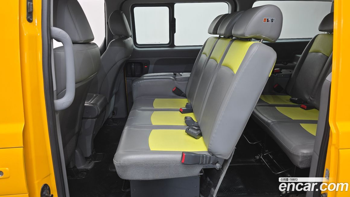 Hyundai Starex 2019