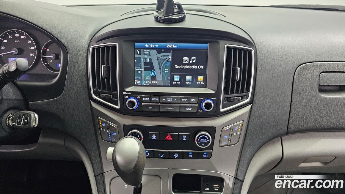 Hyundai Starex 2019