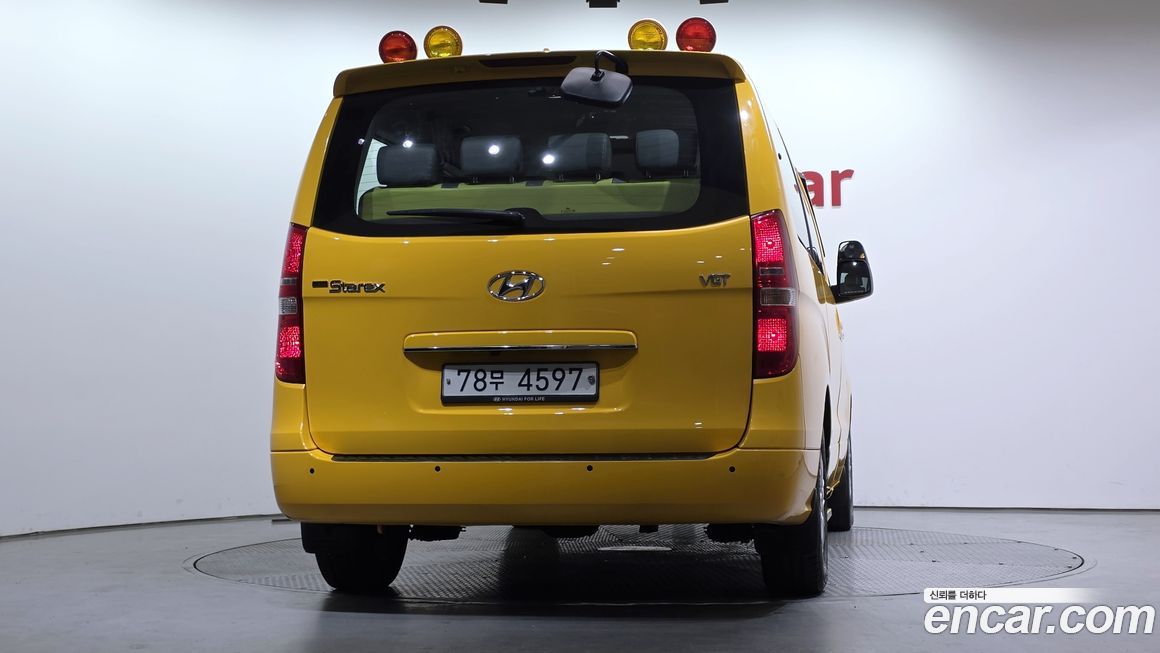 Hyundai Starex 2019