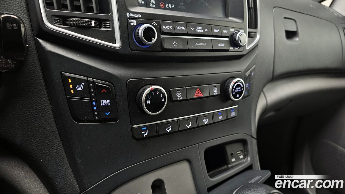 Hyundai Starex 2019