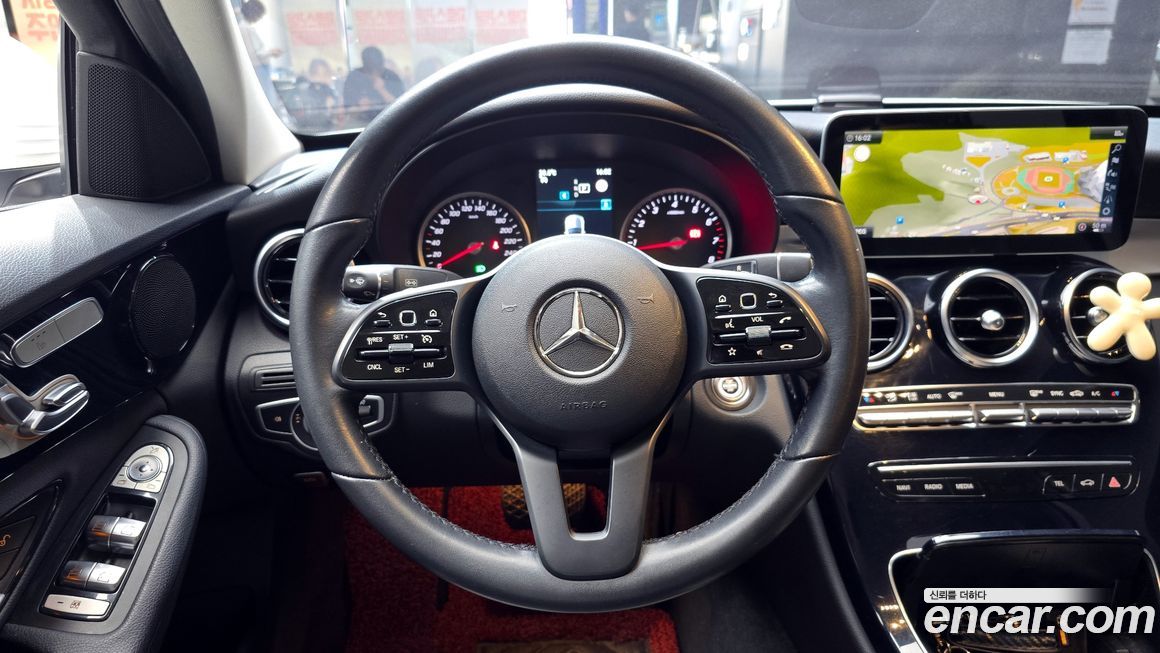 Mercedes-Benz C-Class 2019
