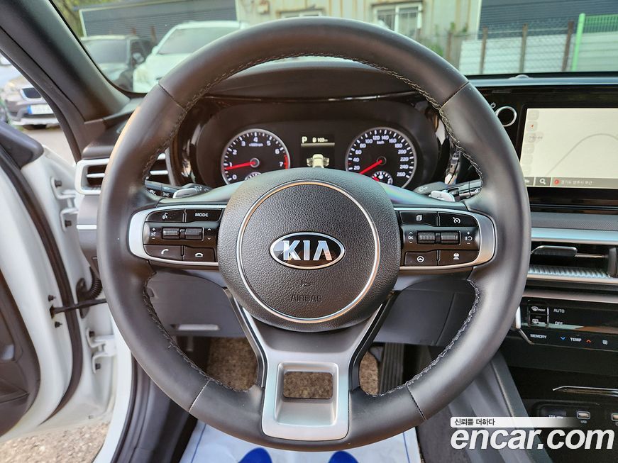 Kia K5 2021