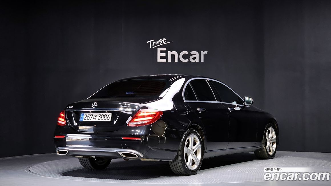 Mercedes-Benz E-Class 2017