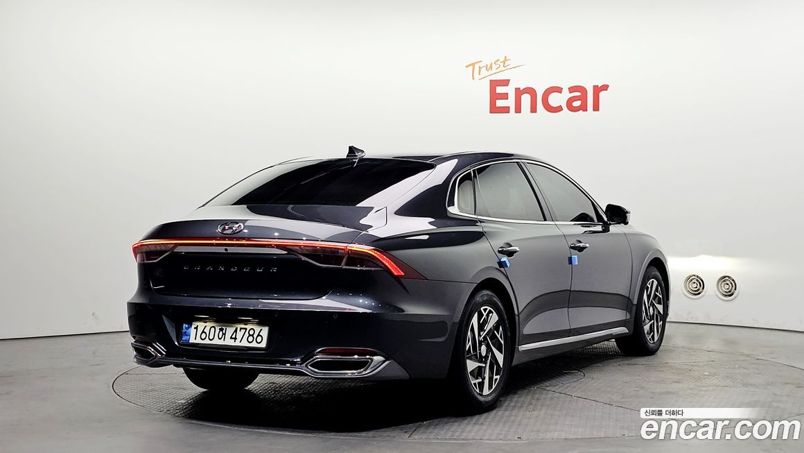 Hyundai Grandeur 2021