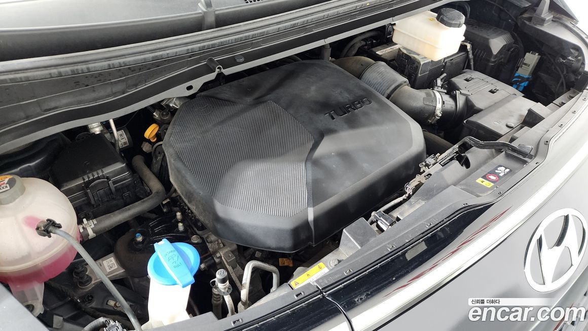 Hyundai Staria 2022