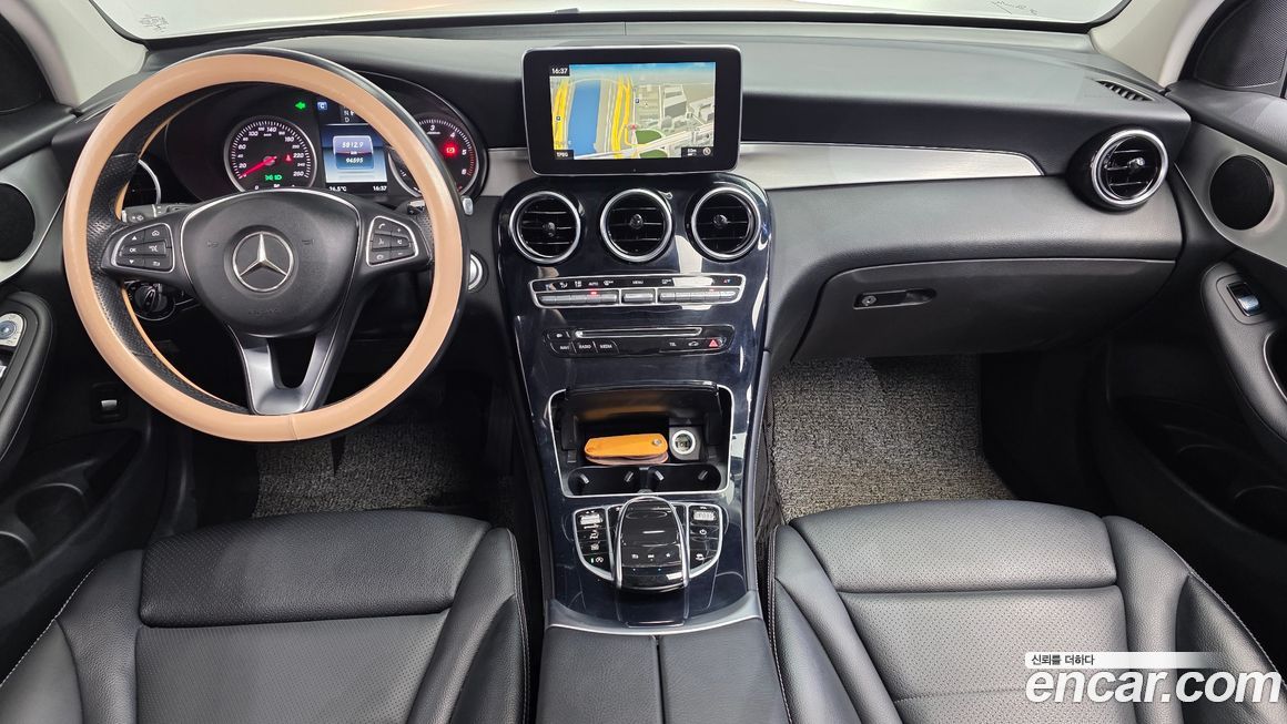 Mercedes-Benz GLC-Class 2017