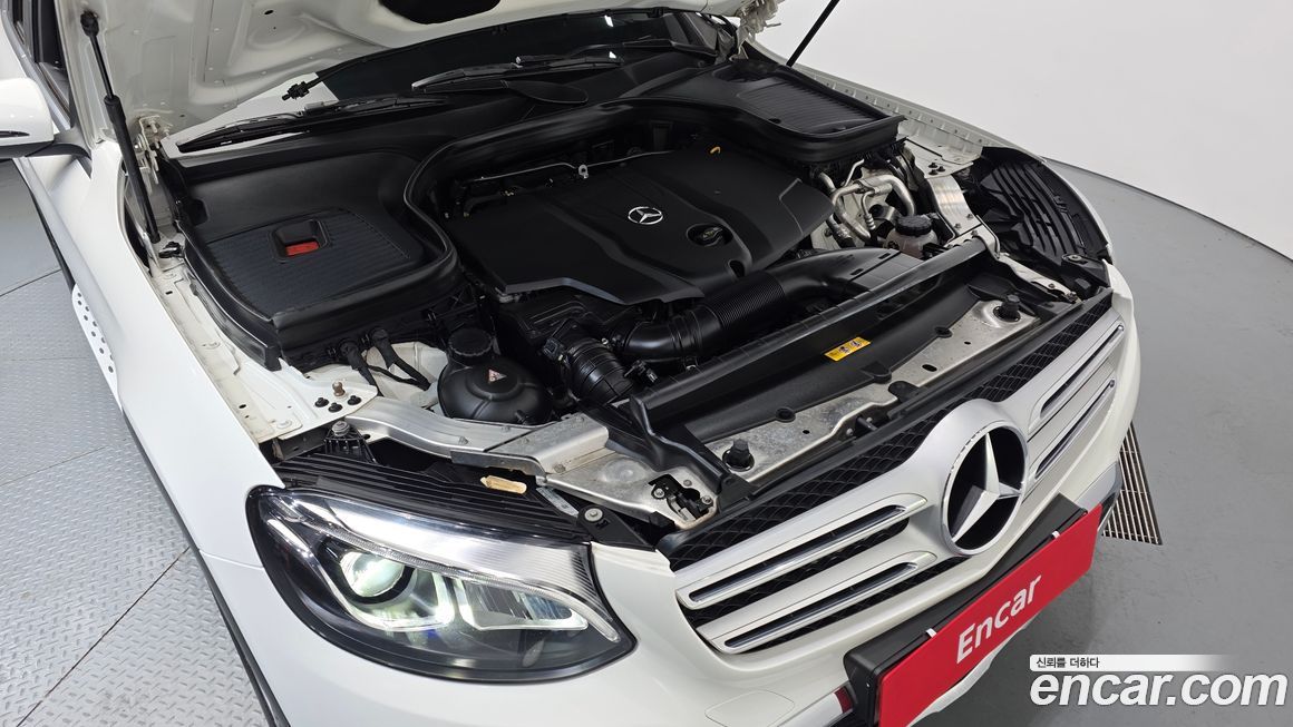 Mercedes-Benz GLC-Class 2017