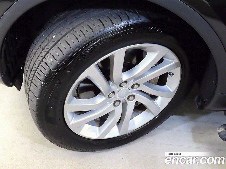 Land Rover Discovery 2019