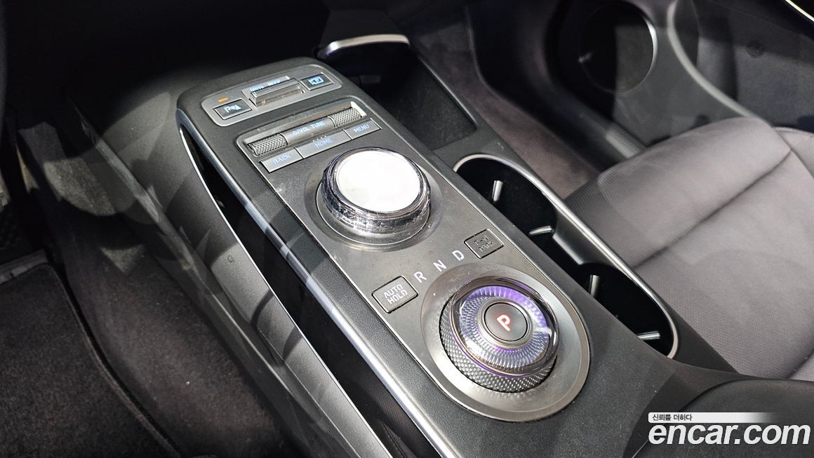 Genesis GV70 2021