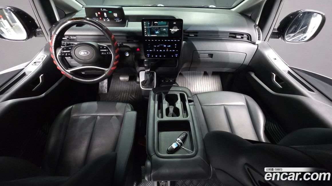 Hyundai Staria 2023