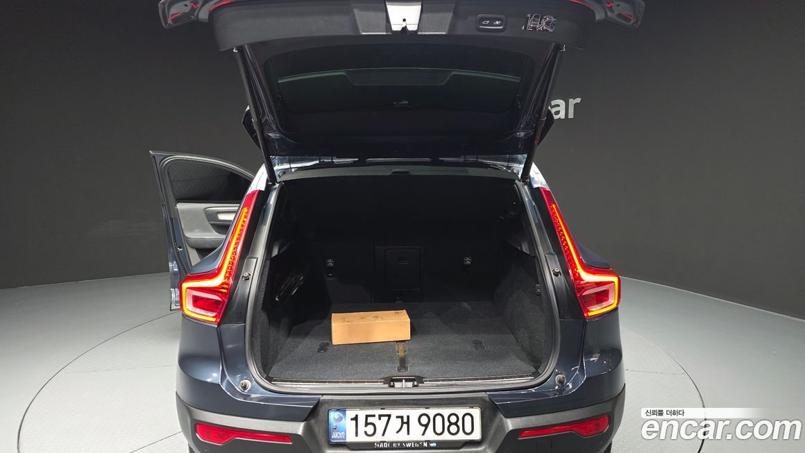Volvo XC40 2021