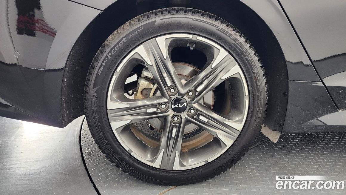 Kia K5 2023