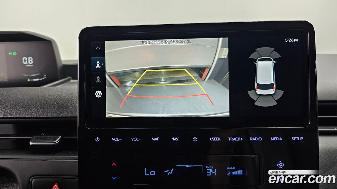 Hyundai Staria 2025