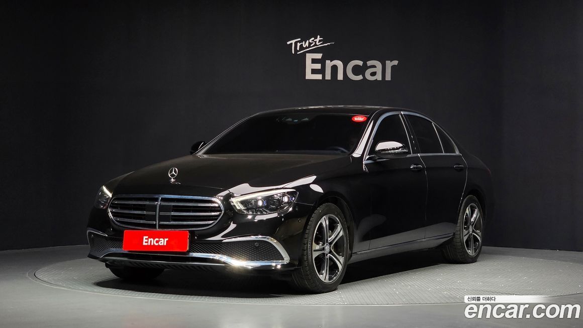 Mercedes-Benz E-Class 2021