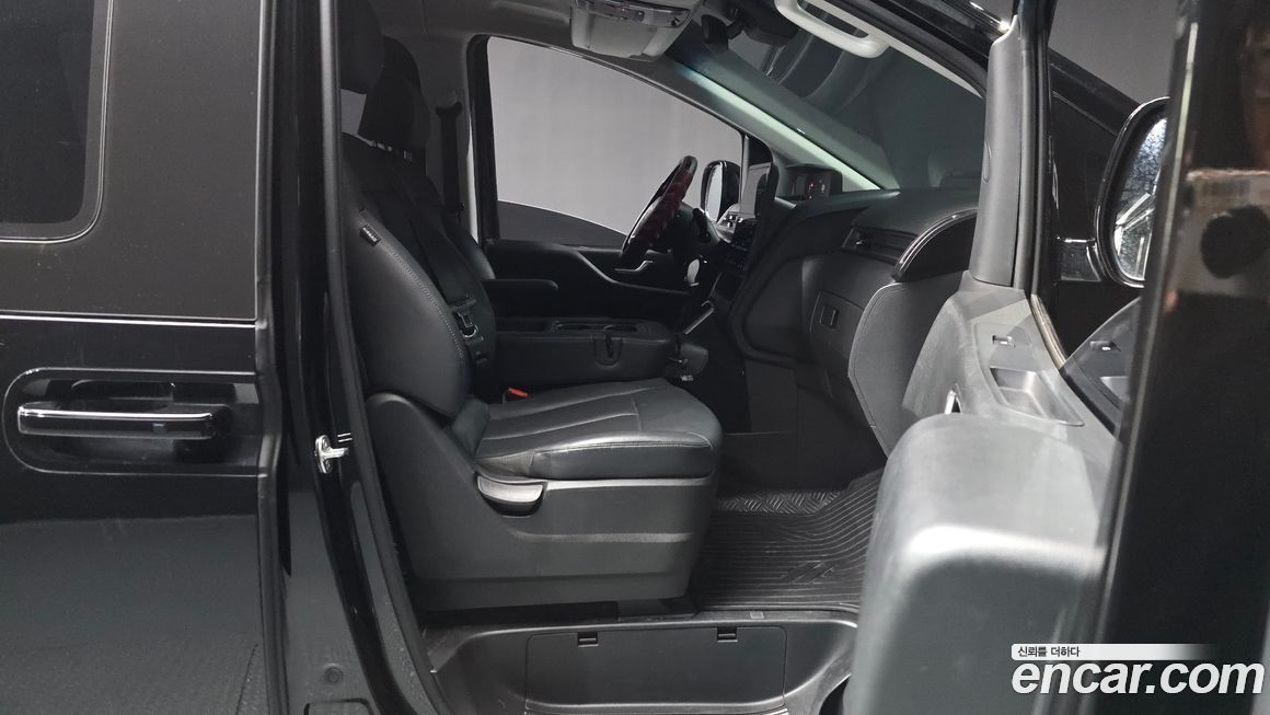 Hyundai Staria 2023