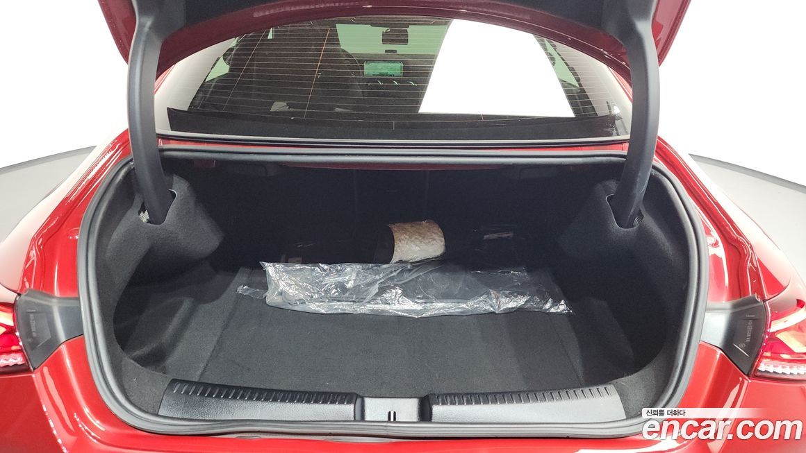 Mercedes-Benz CLA-Class 2022