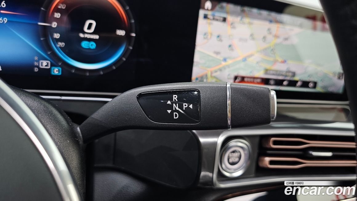 Mercedes-Benz EQC 2020