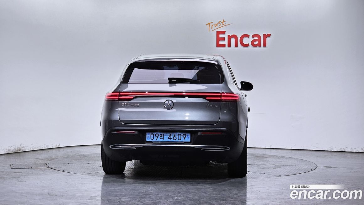 Mercedes-Benz EQC 2020