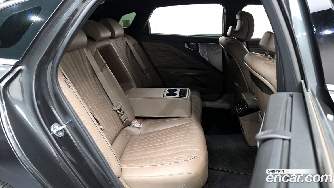 Kia K8 2023