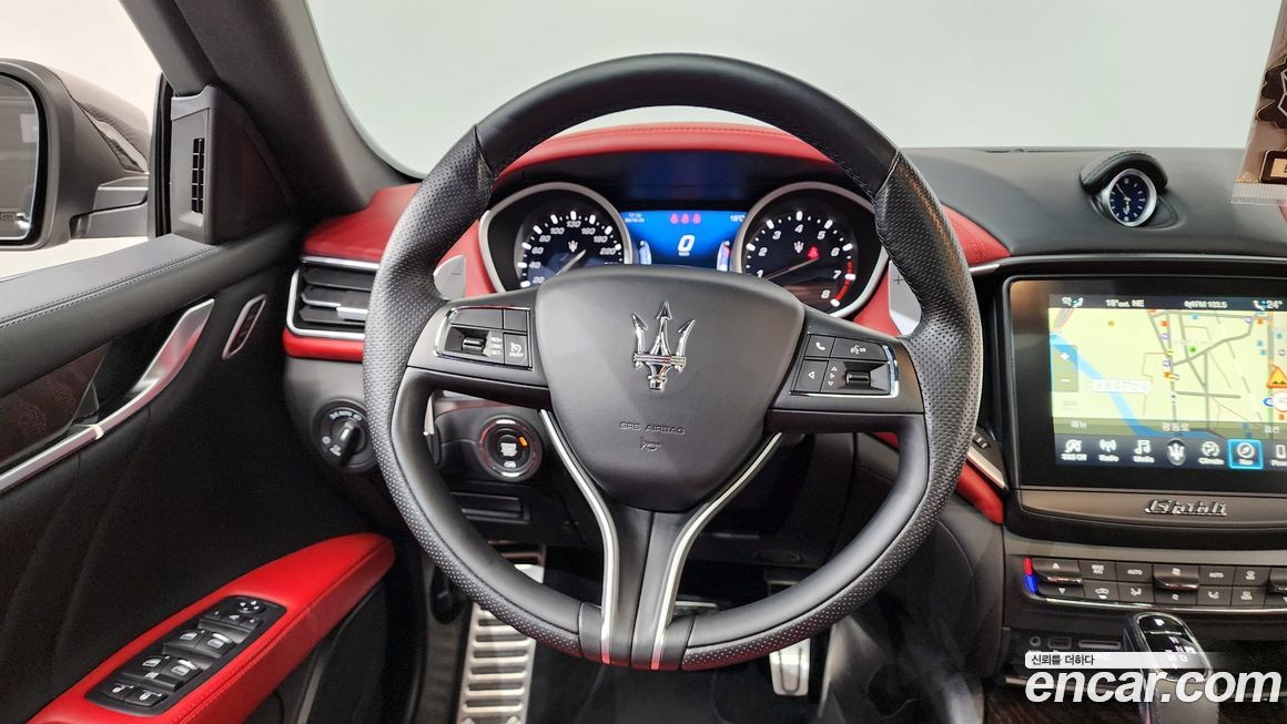Maserati Ghibli 2019